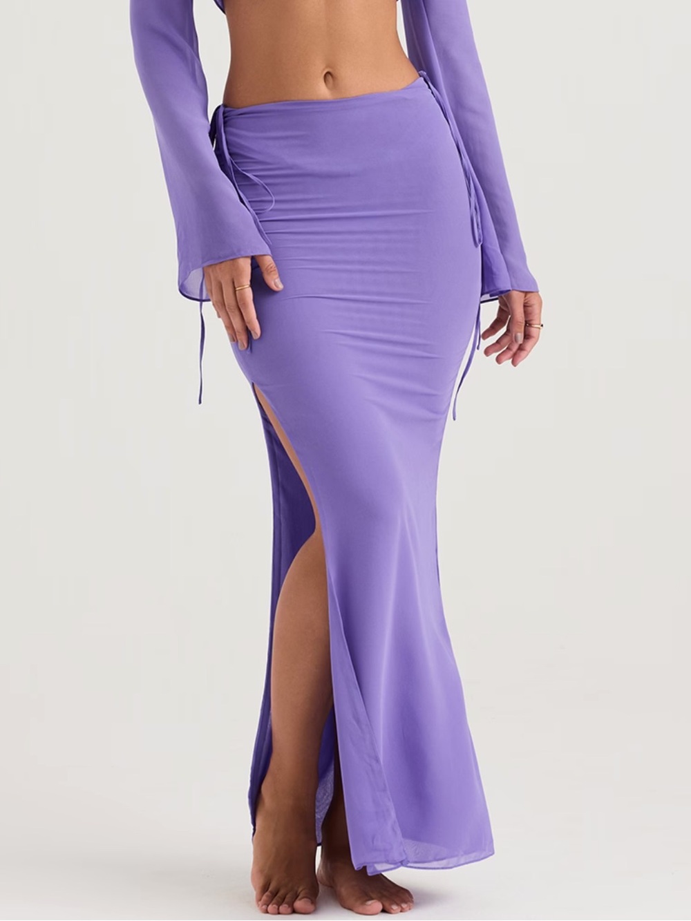 House of CB AMALFI
Violet Cutout Maxi Skirt